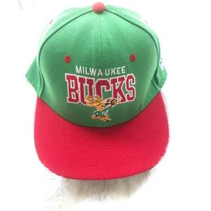 Milwaukee Bucks Mitchell & Ness SnapBack
